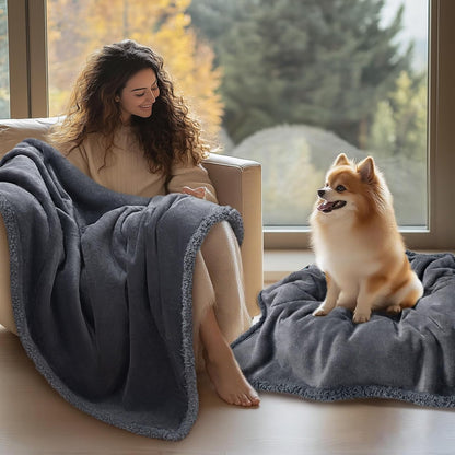 Waterproof Sherpa Pet Blanket Dark Gray Small（40" X 28"）